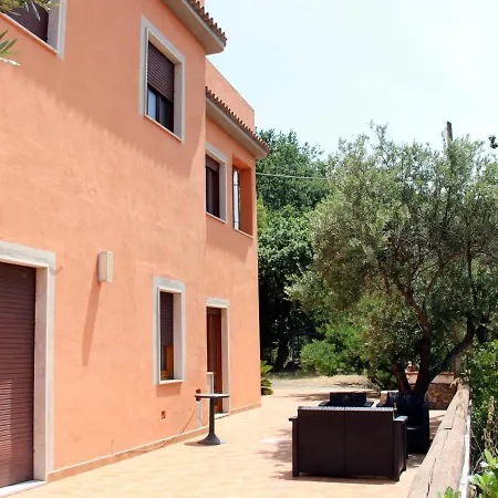 Villa Vingiolo Ombrosa Villa
